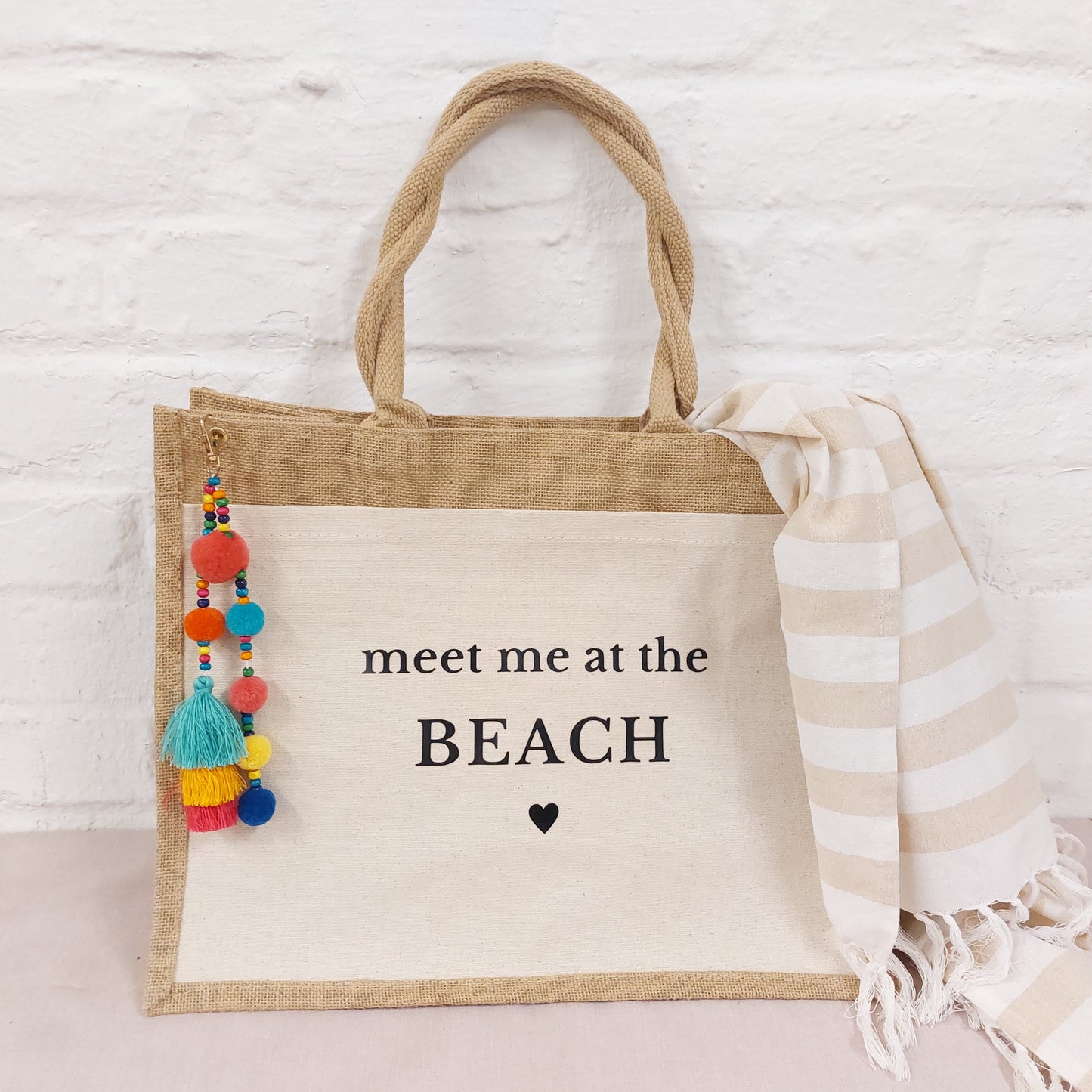 Jute Tasche "meet me at the beach" mit Anhänger