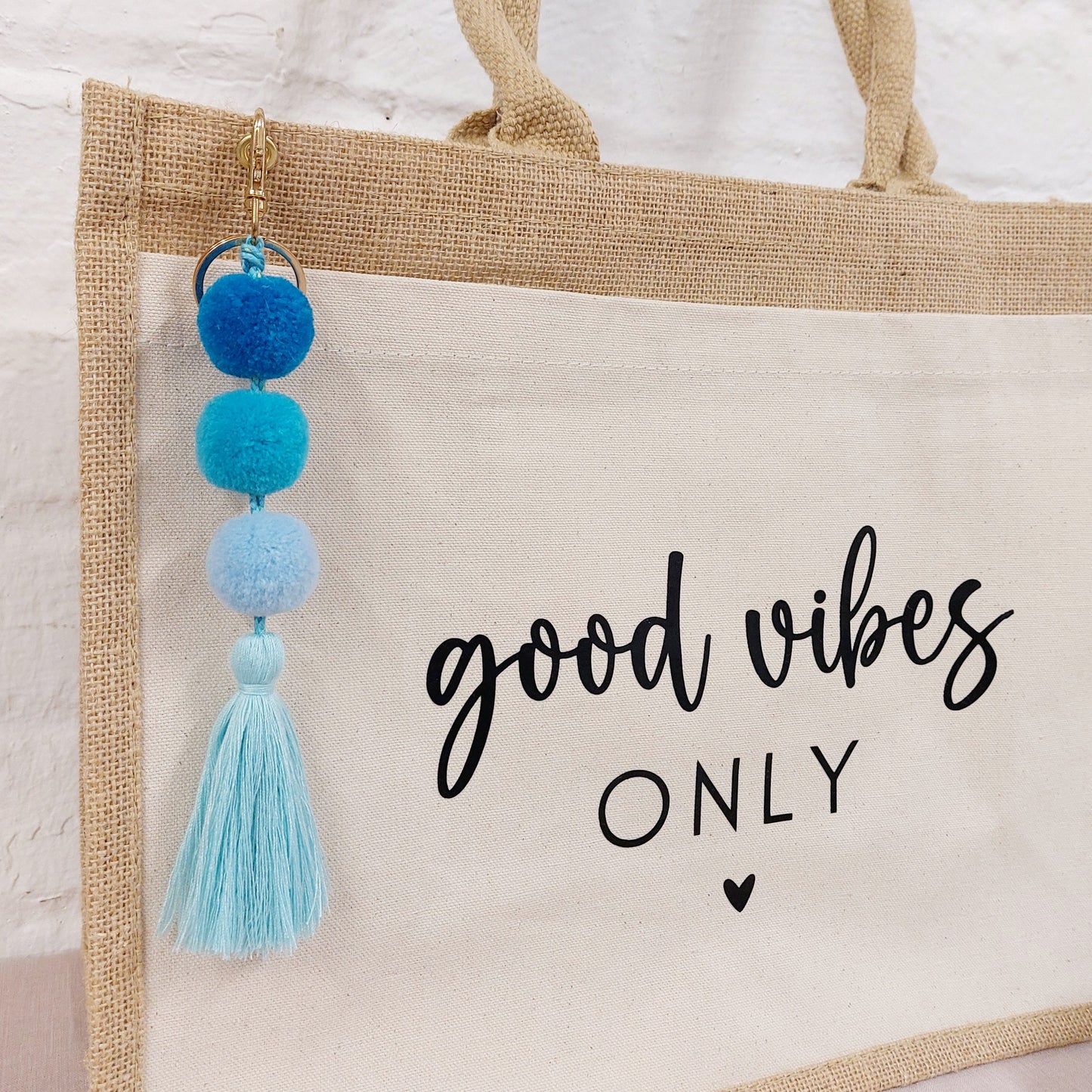 Jute Tasche "good vibes only" mit Anhänger
