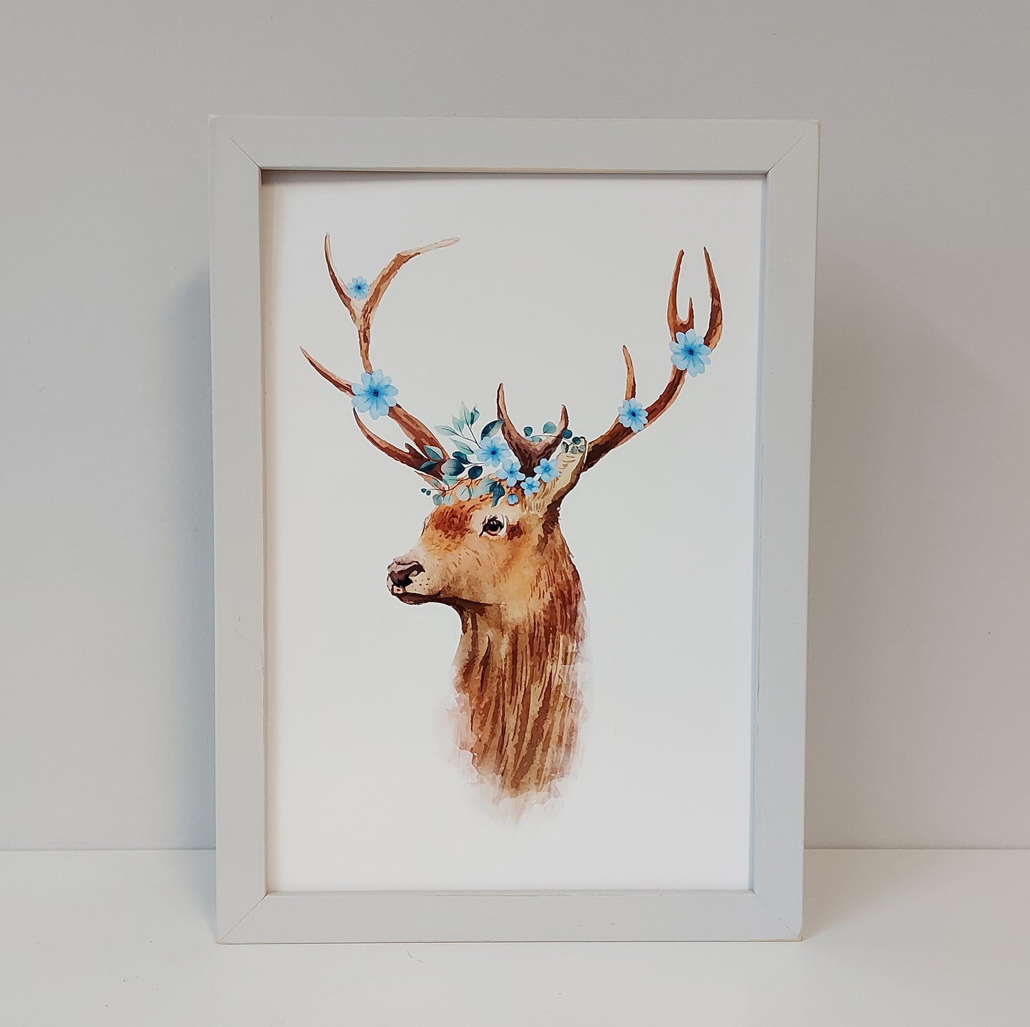 Print - Hirsch mit Blumen No 1 "Blau" (ohne oder mit Rahmen)