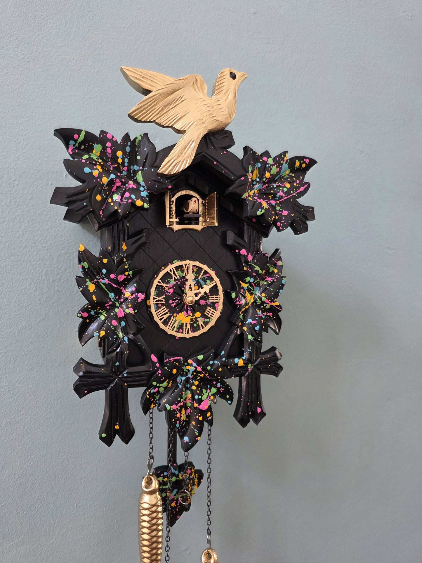 Moderne Kuckucksuhr: My "Pop Art" Kuckoo (schwarz &  kunterbunt) - Vogel